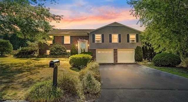 Photo of 99 Tanglewood Dr, West Warwick, RI 02893