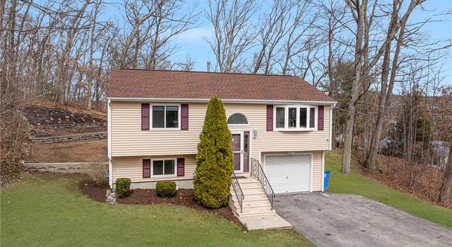 Photo of 3 Cullen Hill Rd, Lincoln, RI 02865