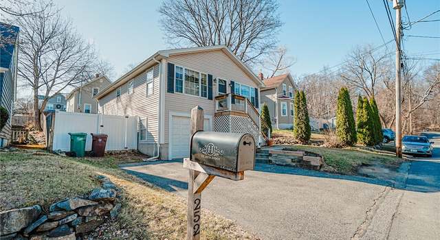 Photo of 252 6th Ave, Woonsocket, RI 02895
