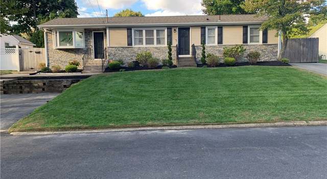 Photo of 49 Hollow Tree Dr, Cranston, RI 02920