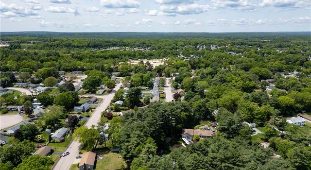 Photo of 1 Grant Dr, Coventry, RI 02816