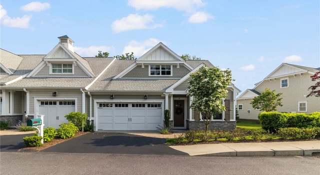 Photo of 23 Middleberry Ln, East Greenwich, RI 02818