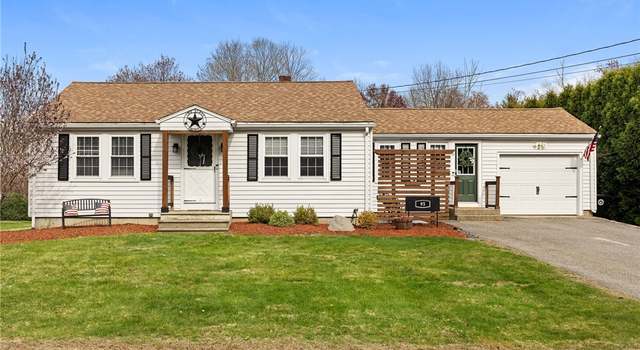 Photo of 95 Homecrest Ave, North Smithfield, RI 02896