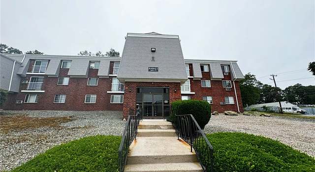 Photo of 300 Smithfield Rd Unit B2-7, North Providence, RI 02904