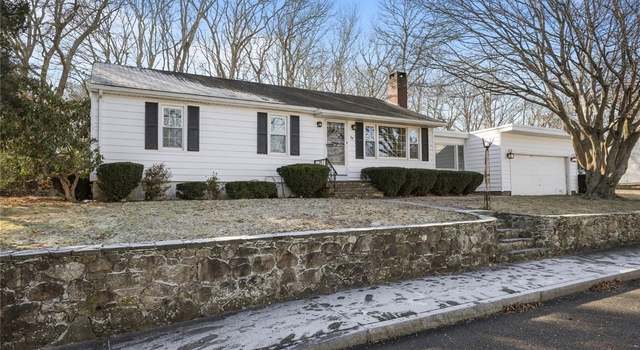 Photo of 59 Wilbur Ave, Dartmouth, MA 02747