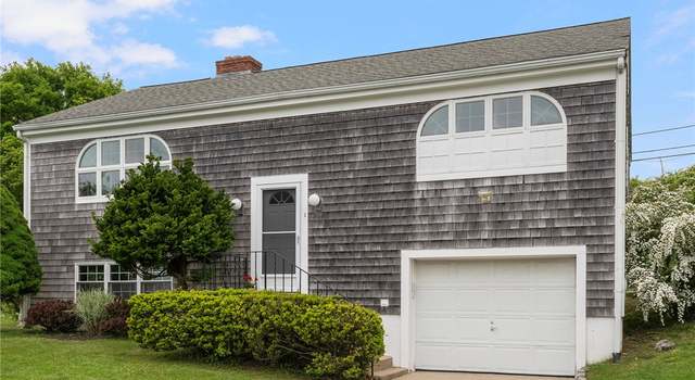 Photo of 3 Ernest St, Newport, RI 02840