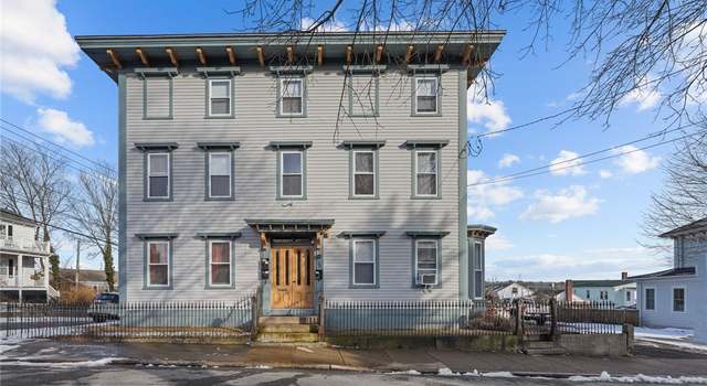 Photo of 154 Peirce St, East Greenwich, RI 02818