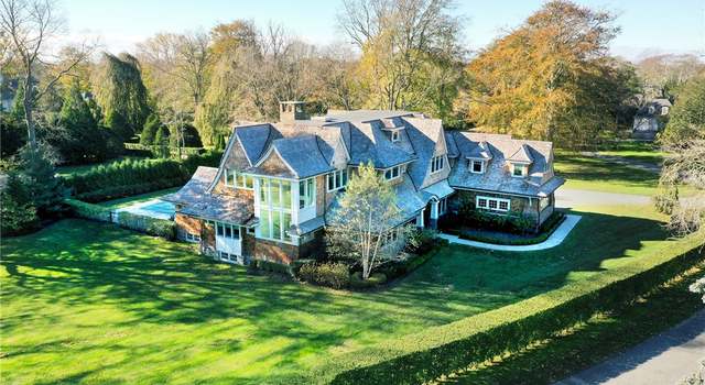 Photo of 10 Ocean Lawn Ln, Newport, RI 02840