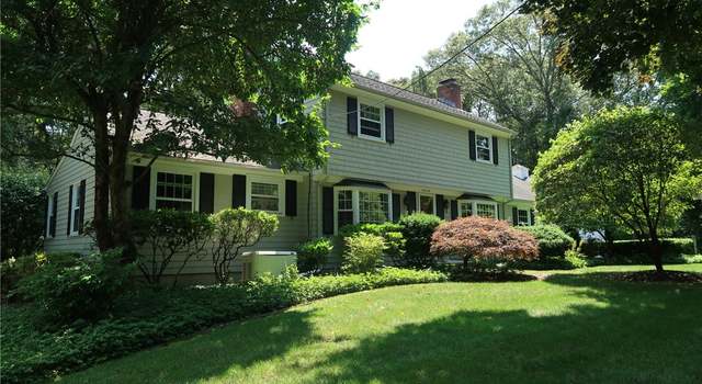 Photo of 22 Barrows Dr, East Greenwich, RI 02818