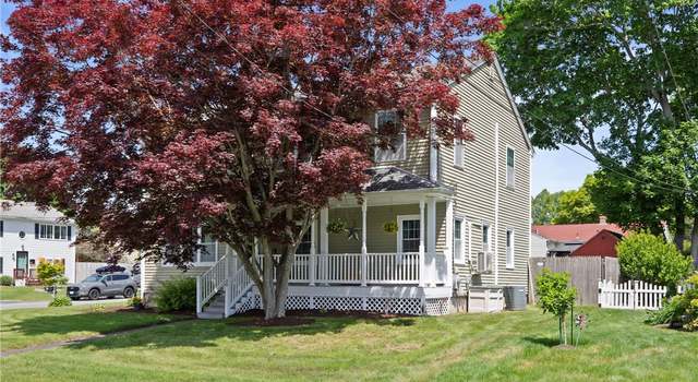 Photo of 30 Sophia Dr, Warwick, RI 02886