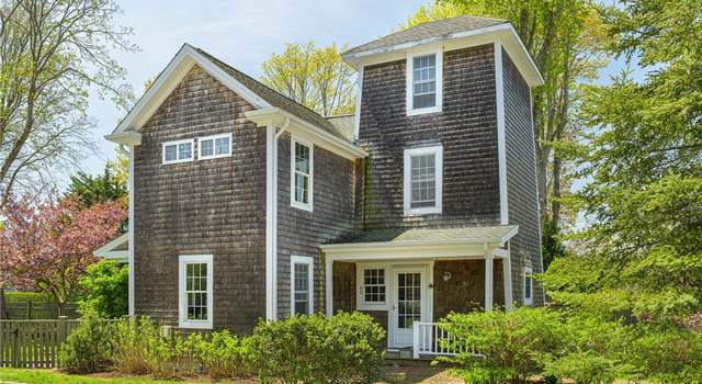 Photo of 52 County Rd, Barrington, RI 02806
