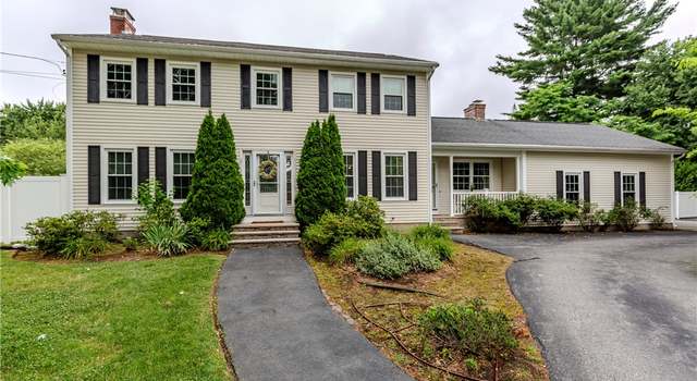 Photo of 11 Greenbrier Rd, Greenville, RI 02828