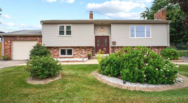 Photo of 11 Beverly St, Cranston, RI 02920