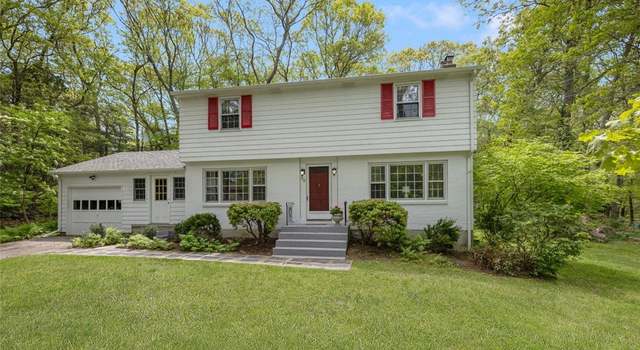 Photo of 30 Helme Rd, South Kingstown, RI 02881
