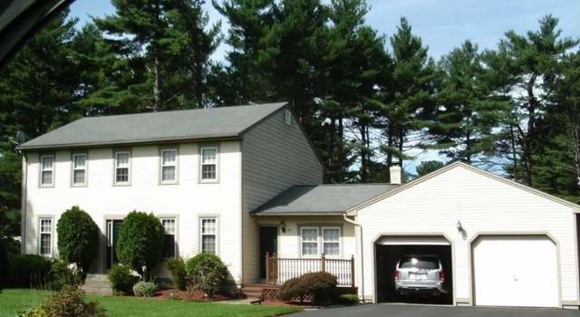Photo of 15 Wood Cove Dr, Coventry, RI 02816