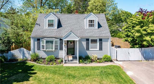 Photo of 45 Nichols Rd, North Kingstown, RI 02852