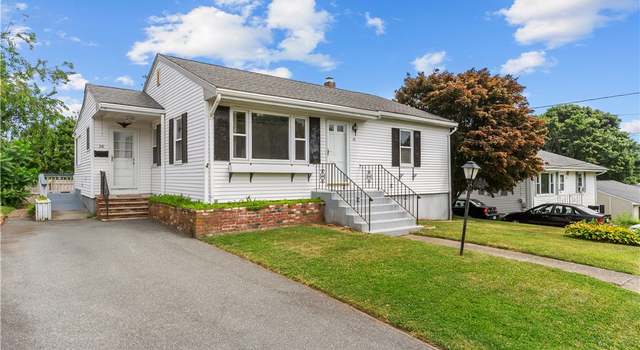Photo of 26 Doris Ave, Tiverton, RI 02878