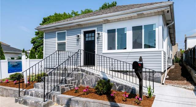 Photo of 122 South Blossom St, East Providence, RI 02914