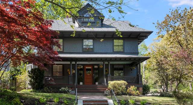 Photo of 690 Angell St, Providence, RI 02906