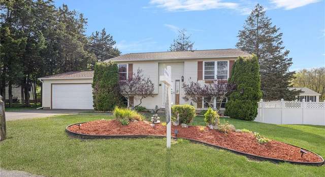 Photo of 27 Kulas Rd, West Warwick, RI 02893