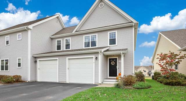 Photo of 12 Mill Stream Dr, Cumberland, RI 02864