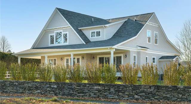 Photo of 5 Maple Shade Ct, Bristol, RI 02809