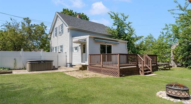 Photo of 785 Main Ave, Warwick, RI 02886