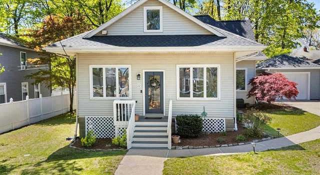 Photo of 22 Dunedin St, Cranston, RI 02920