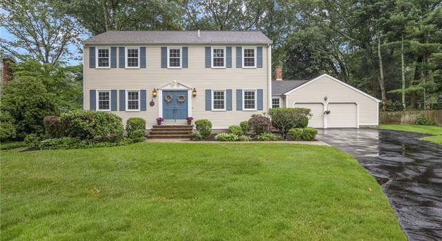 Photo of 475 Red Chimney Dr, Warwick, RI 02886