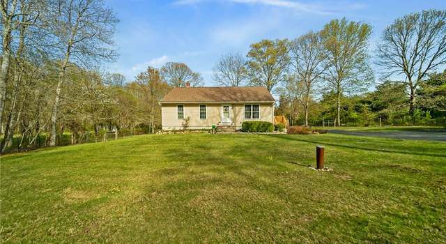 Photo of 5 Beech Hill Rd, Hopkinton, RI 02804