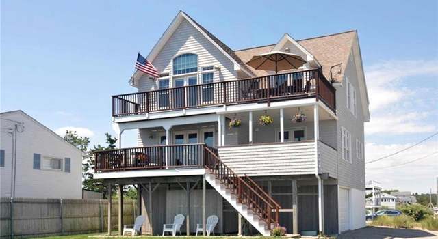 Photo of 124 Atlantic Ave, Westerly, RI 02891