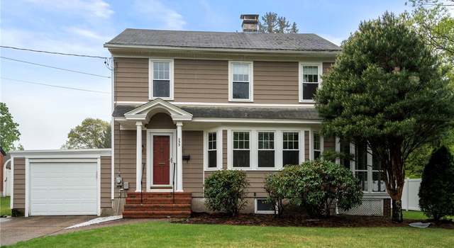 Photo of 399 Smithfield Rd, North Smithfield, RI 02896