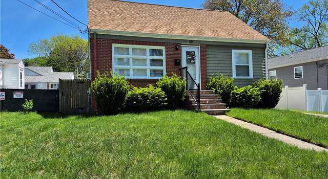 Photo of 68 Boxwood Ave, Cranston, RI 02910