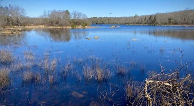 Photo of 74 Blue Pond Trl, Hopkinton, RI 02832