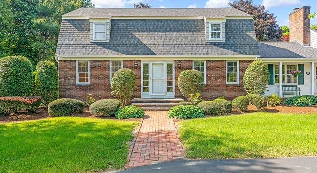 Photo of 11 Crosswynds Dr, Narragansett, RI 02874