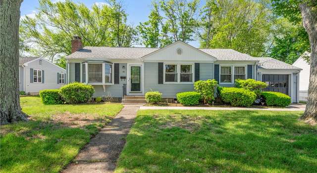 Photo of 30 Winthrop St, East Providence, RI 02915
