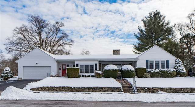 Photo of 6 Anawan Rd, Pawtucket, RI 02861