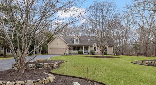 Photo of 110 Table Rock Rd, South Kingstown, RI 02879