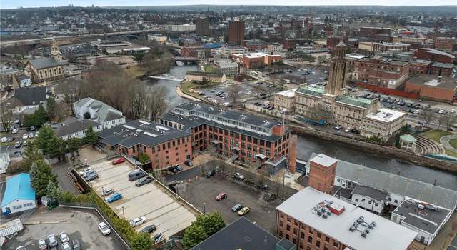 Photo of 10 Exchange Ct #202, Pawtucket, RI 02860
