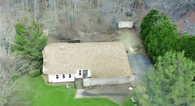 Photo of 55 Highwood Dr, Coventry, RI 02816