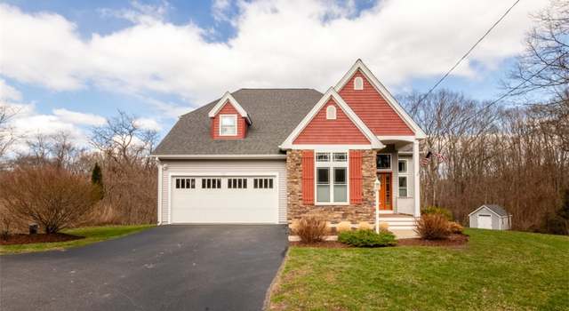 Photo of 121 Little Pond County Rd, Cumberland, RI 02864