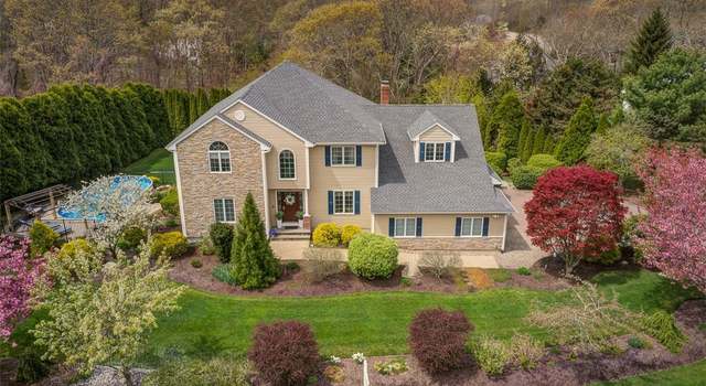 Photo of 30 Rock Ridge Rd, Westerly, RI 02891