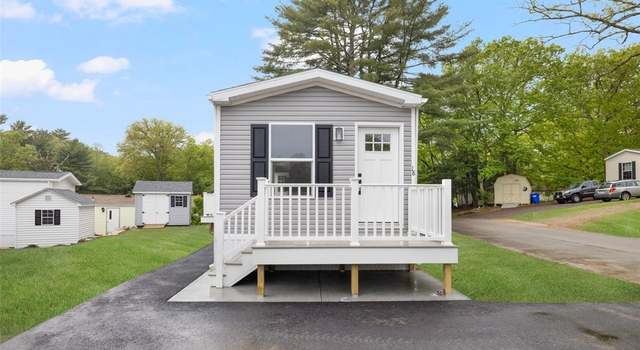 Photo of 18 Toadstool Knoll Dr, Charlestown, RI 02813