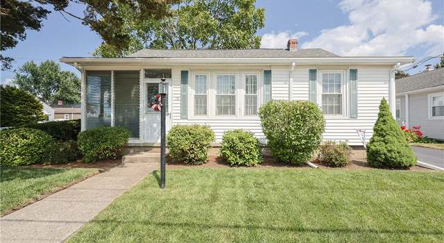 Photo of 16 Second St, Pawtucket, RI 02861