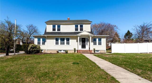 Photo of 888 Providence St, West Warwick, RI 02893