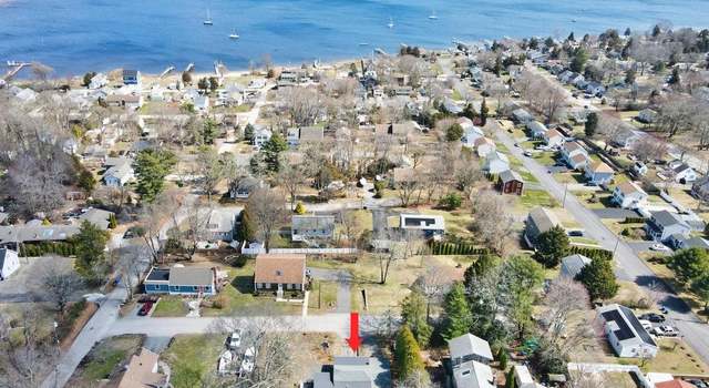Photo of 10 Claremont Ave, Bristol, RI 02809