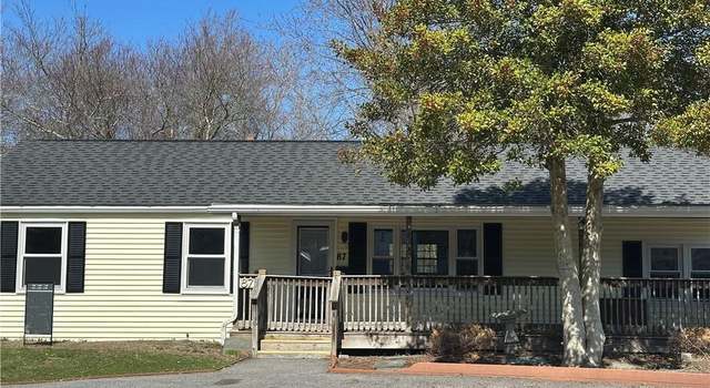 Photo of 87 Elmbrook Dr, Warwick, RI 02889