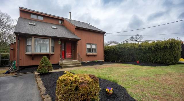 Photo of 200 Bateman Ave, Cranston, RI 02920