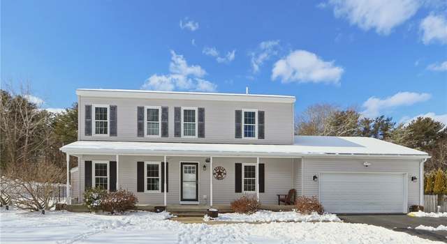 Photo of 78 Hidden Lake Dr, North Kingstown, RI 02874