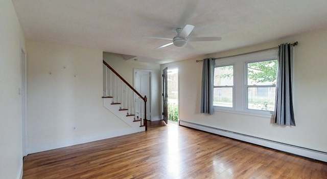 Photo of 167 3rd St, Newport, RI 02840